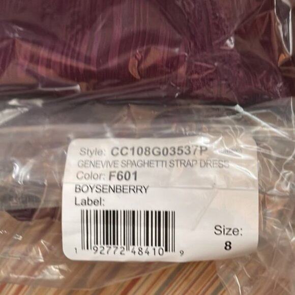 Alice plus Olivia Genevieve Spaghetti Strap Dress Boysnberry size 8 - Picture 12 of 13